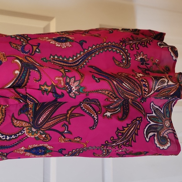 LET IT BE Brand Blouse - Picture 3 of 6